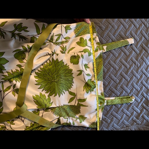 Floral Dress - Picture 6 of 7